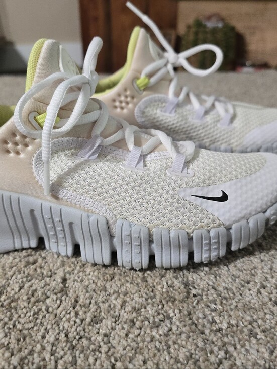 Nike Shoes - Nike Free Metcon 4 Women’s 7.5 White Wild Berry Training Shoes CZ0596-157